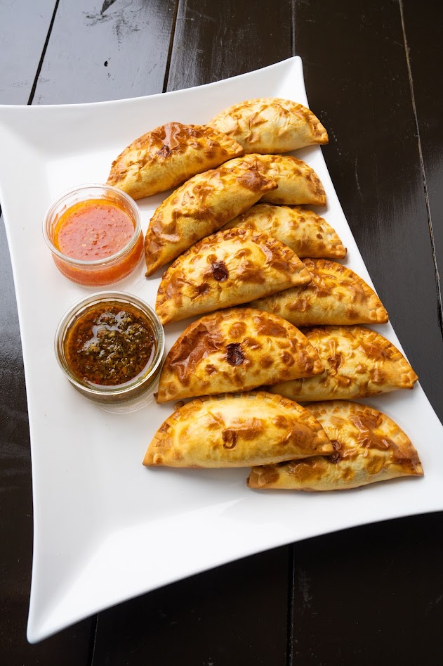 10 Empanadas Party Platter with Sauces - Chimichurri and Yasgua